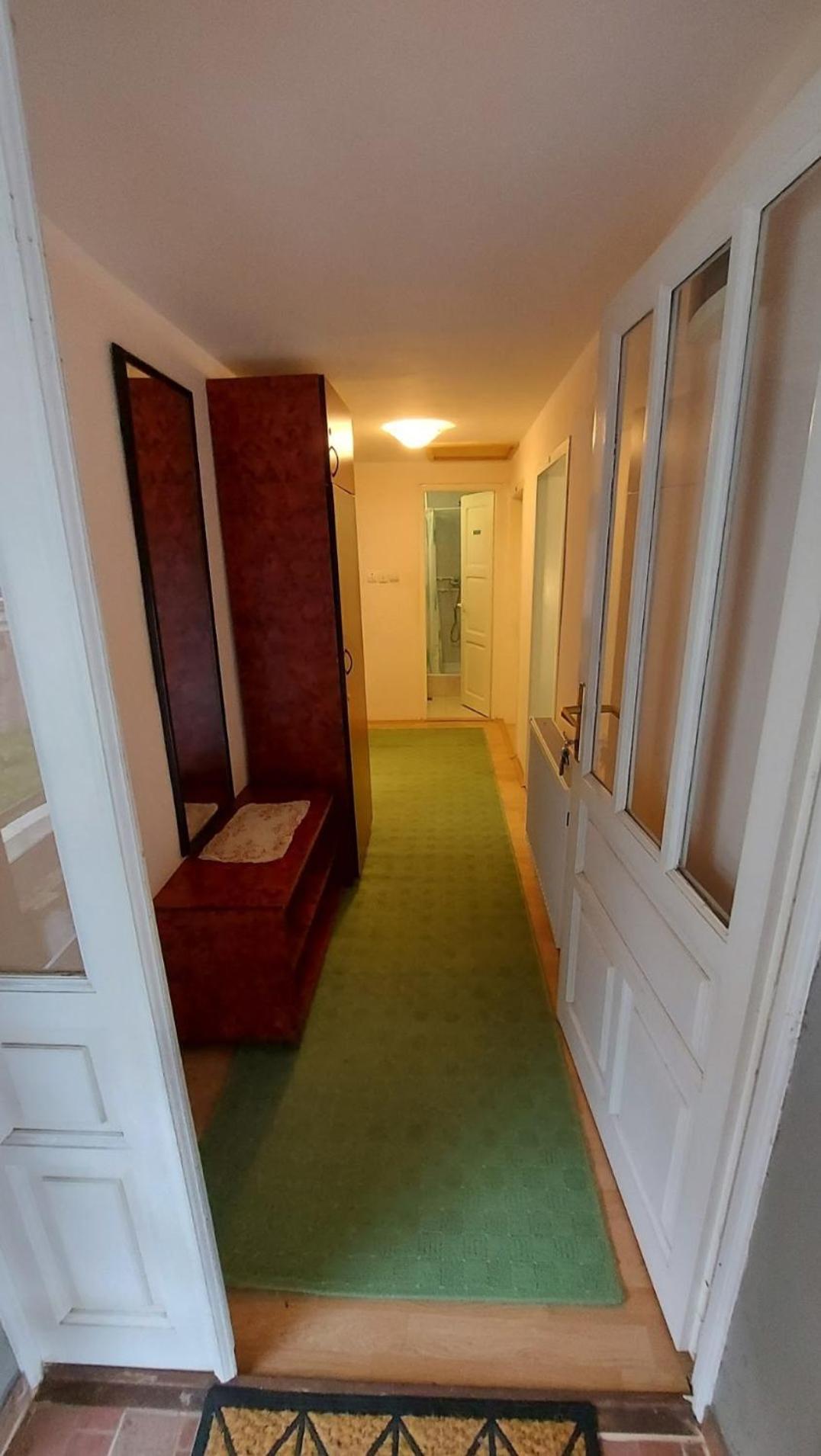 Domacinstvo Jolovic Hotell Kraljevo Eksteriør bilde